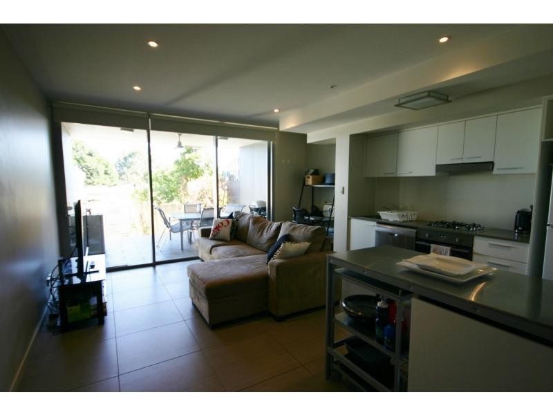 3/70 Love Street, Bulimba QLD 4171