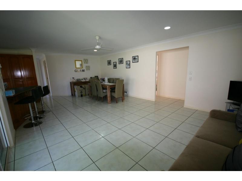 27 Melvina Place, Bracken Ridge QLD 4017