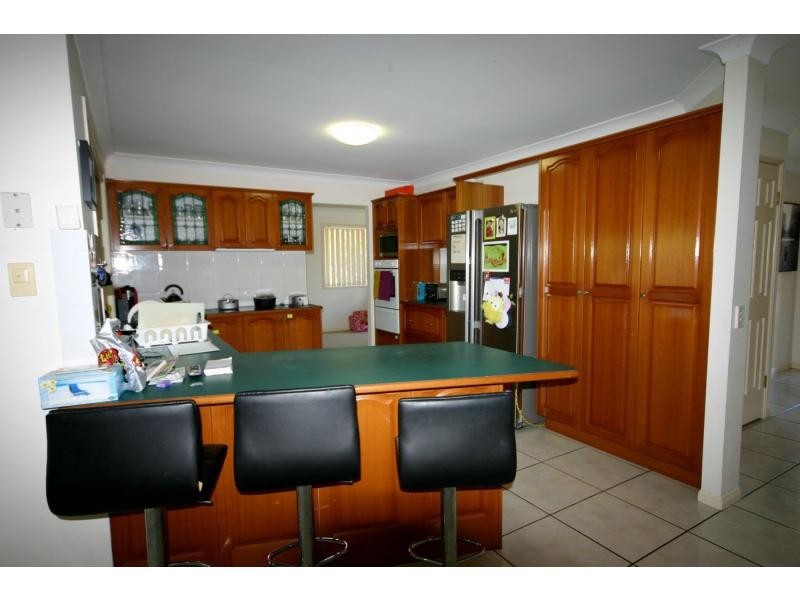 27 Melvina Place, Bracken Ridge QLD 4017