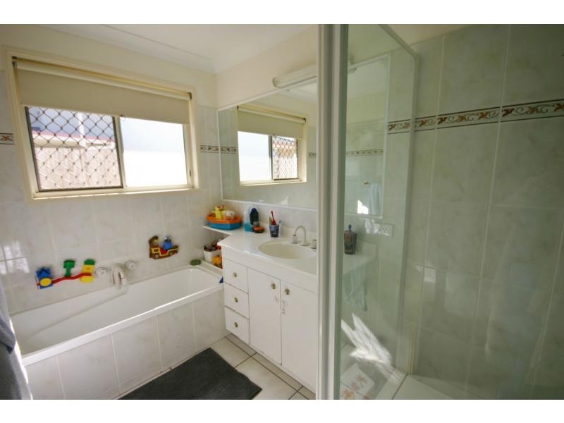 27 Melvina Place, Bracken Ridge QLD 4017