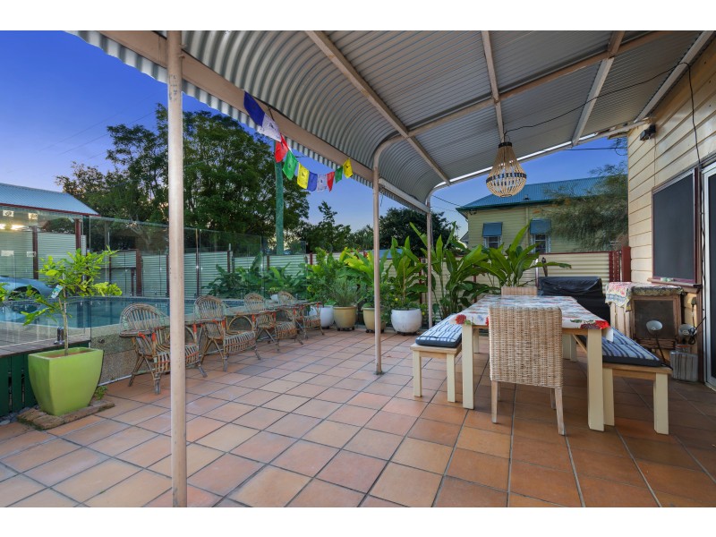 19 Faversham St, Woolloongabba QLD 4102
