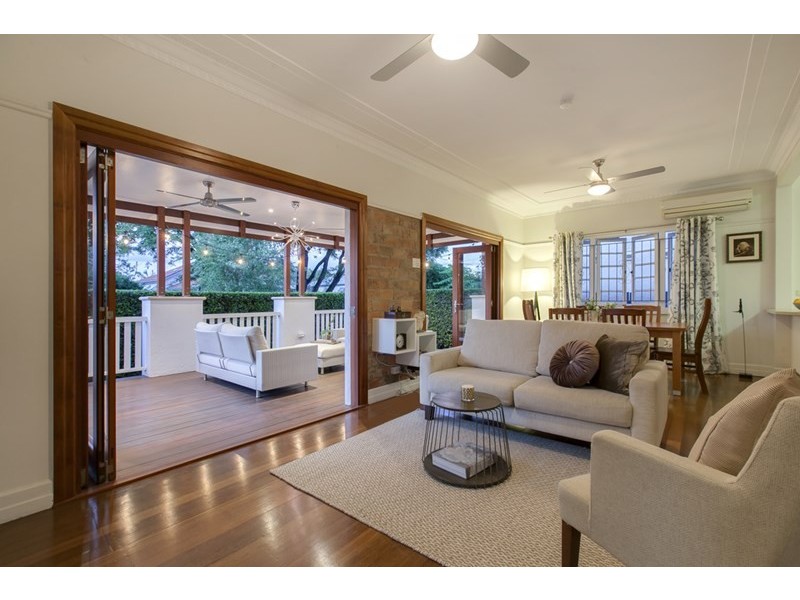 7 Nellie St, Clayfield QLD 4011