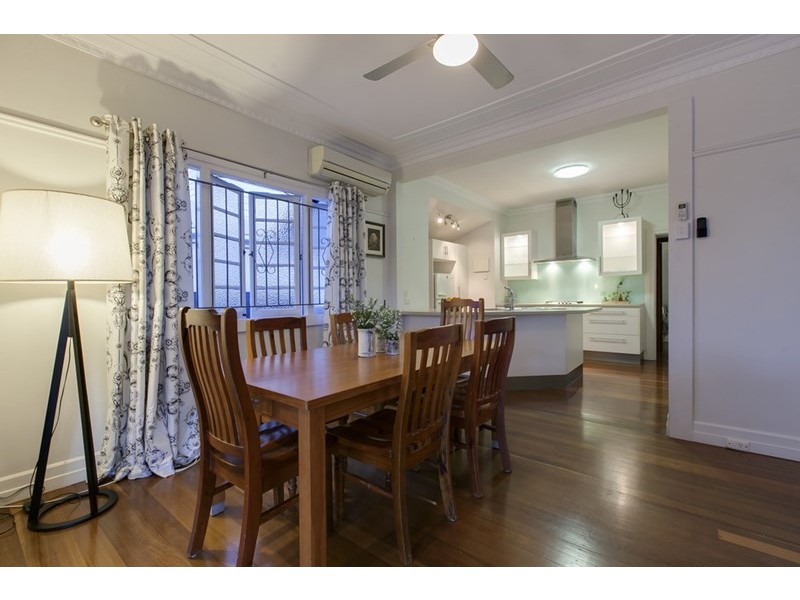 7 Nellie St, Clayfield QLD 4011