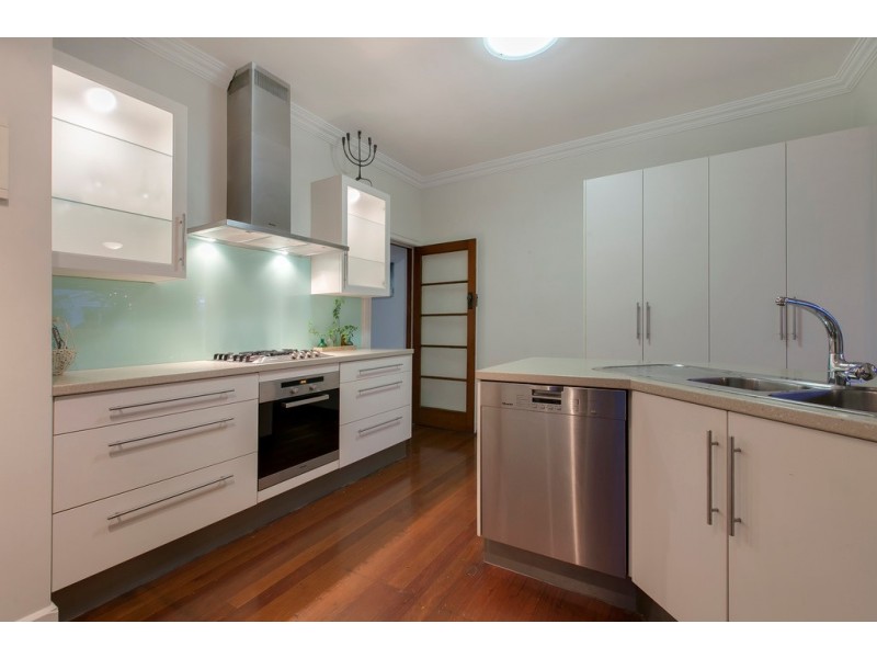 7 Nellie St, Clayfield QLD 4011