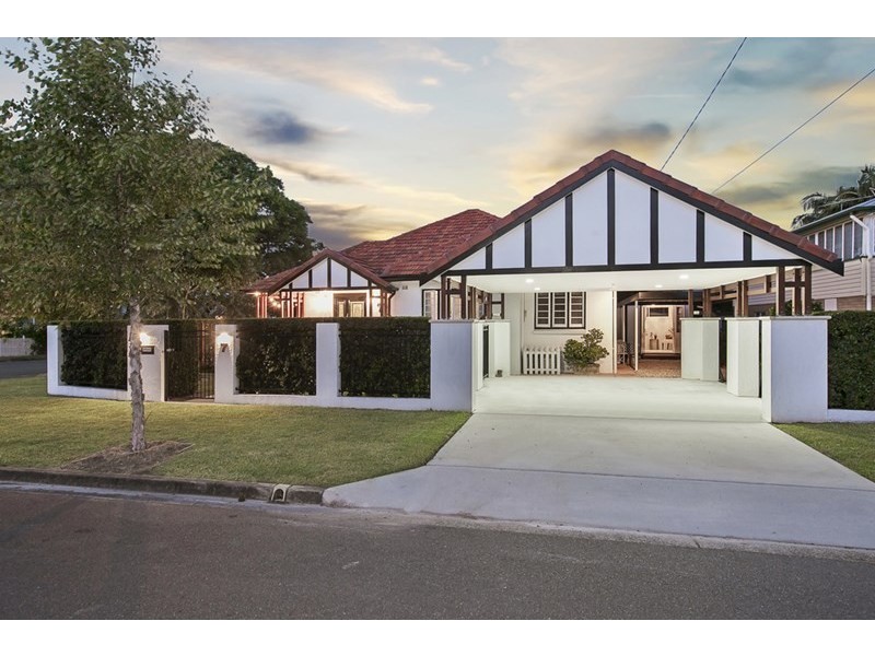 7 Nellie St, Clayfield QLD 4011