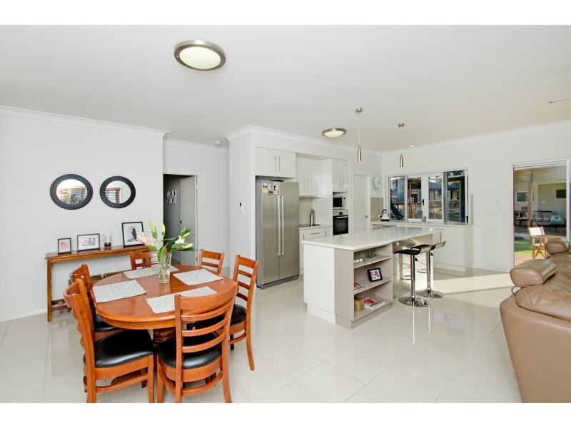 25 Robyn Terrace, Fernvale QLD 4306