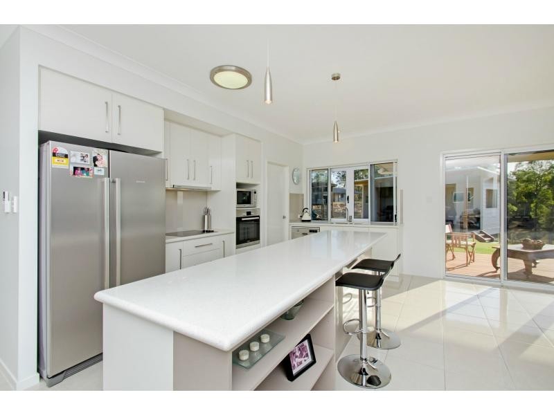25 Robyn Terrace, Fernvale QLD 4306