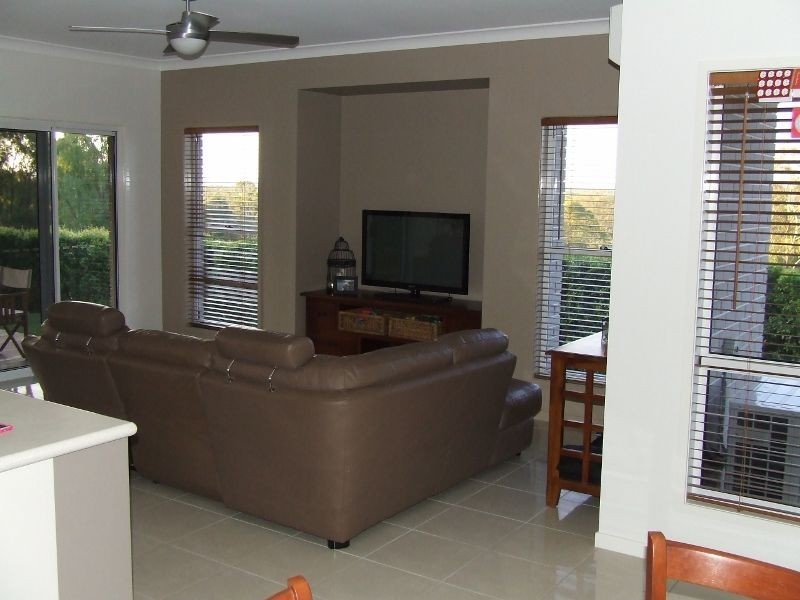 25 Robyn Terrace, Fernvale QLD 4306