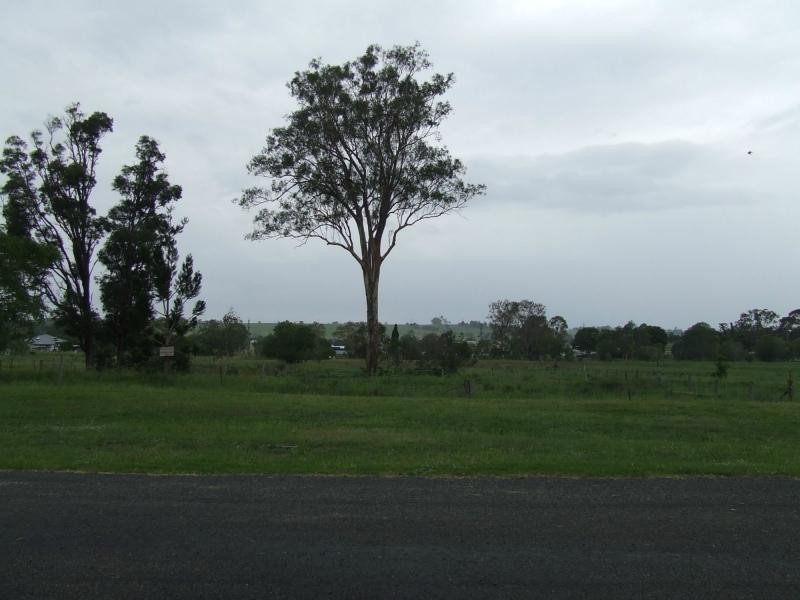 27 Edward Street, Marburg QLD 4346