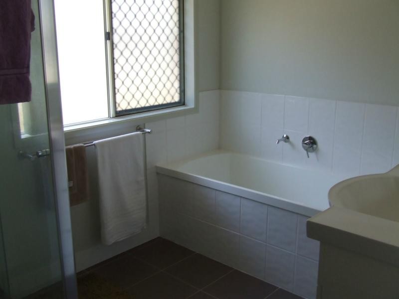 47 Sandpiper Drive, Lowood QLD 4311