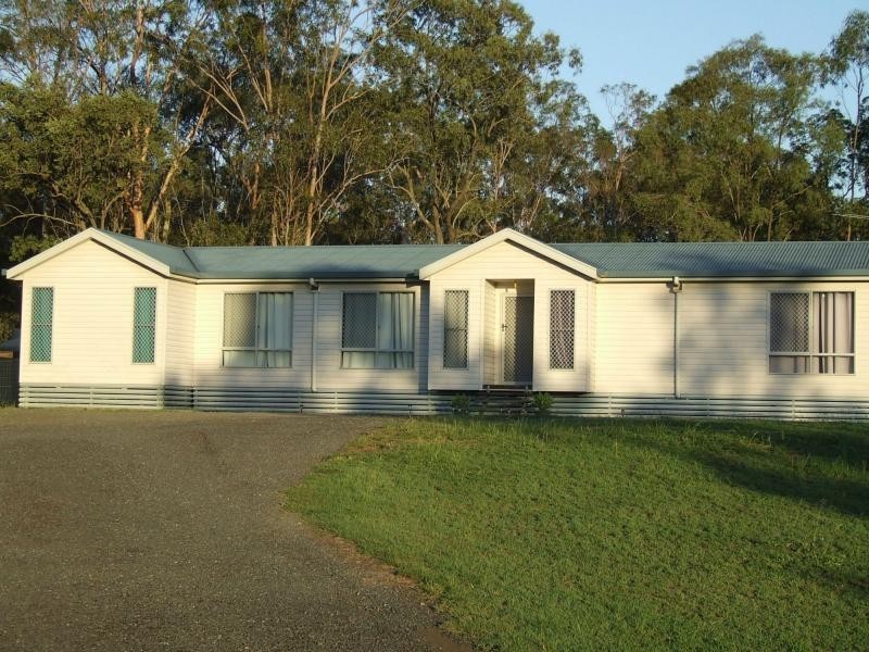 16 Lawrence Court, Regency Downs QLD 4341