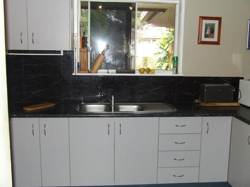 12 Thomas Street, Flinders View QLD 4305