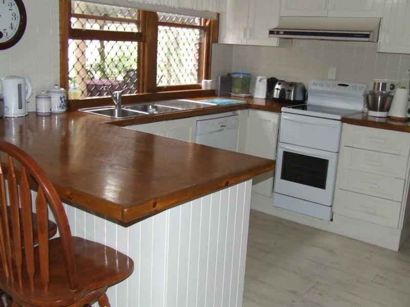 Atkinsons Dam QLD 4311