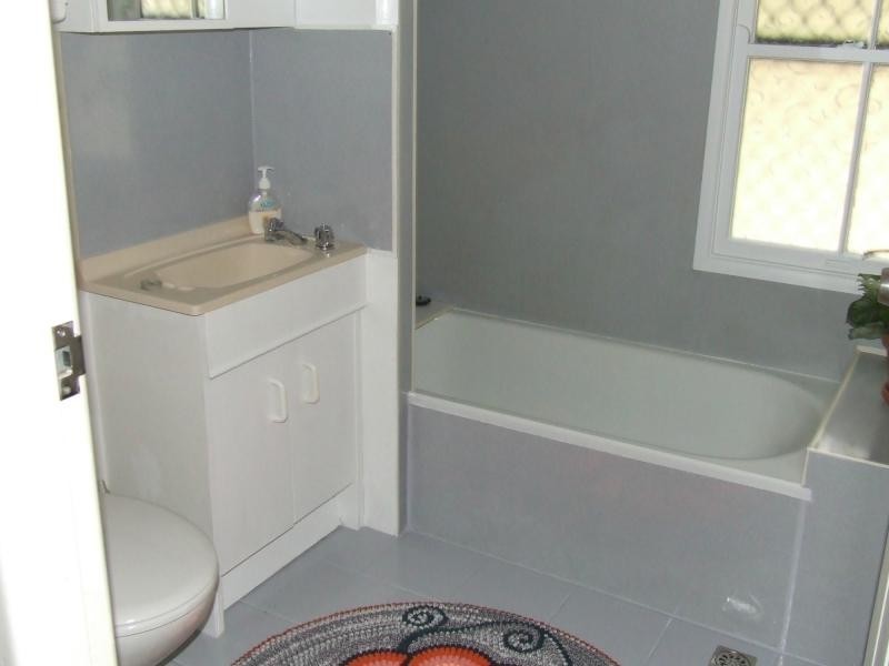 Atkinsons Dam QLD 4311