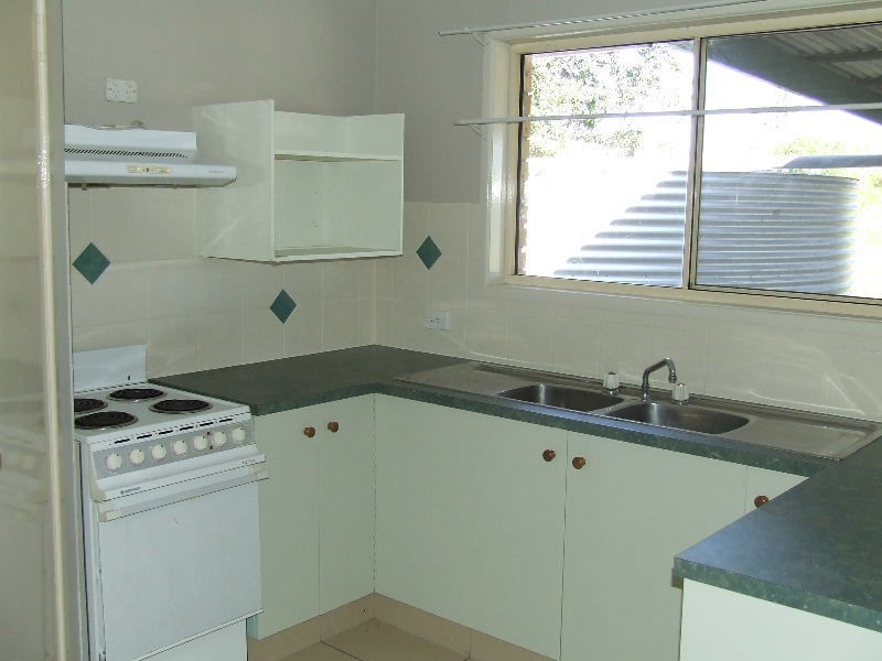 4 Hein Court, Regency Downs QLD 4341