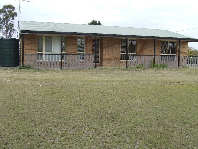 4 Hein Court, Regency Downs QLD 4341