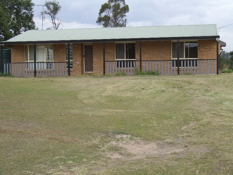 4 Hein Court, Regency Downs QLD 4341