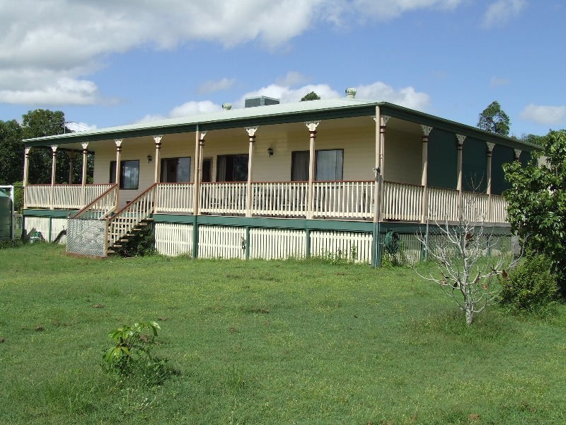 7 Dumke Street, Lowood QLD 4311