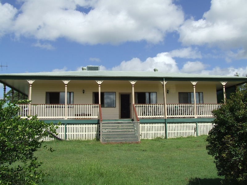 7 Dumke Street, Lowood QLD 4311