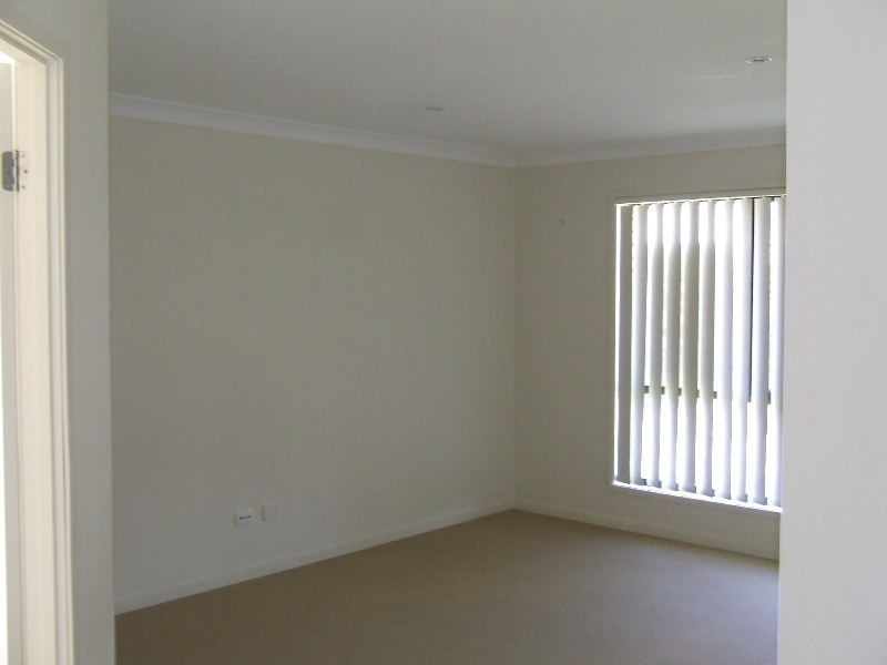 14 Honeyeater Place, Eagle Rise, Lowood QLD 4311