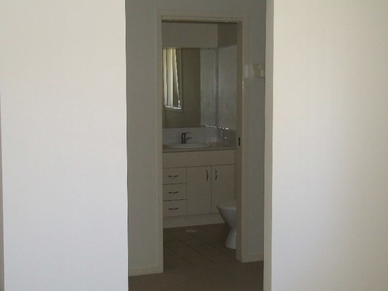 14 Honeyeater Place, Eagle Rise, Lowood QLD 4311