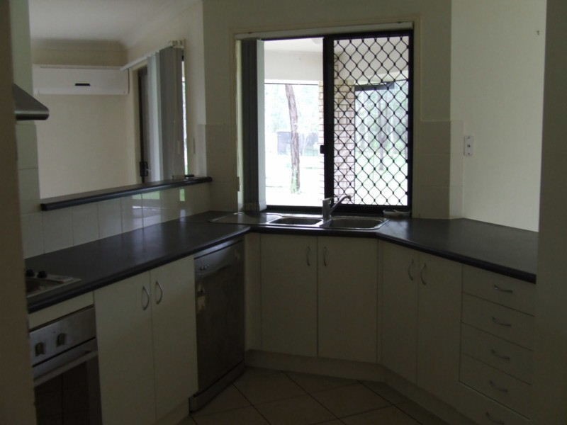 7 River Oak Court, Lowood QLD 4311