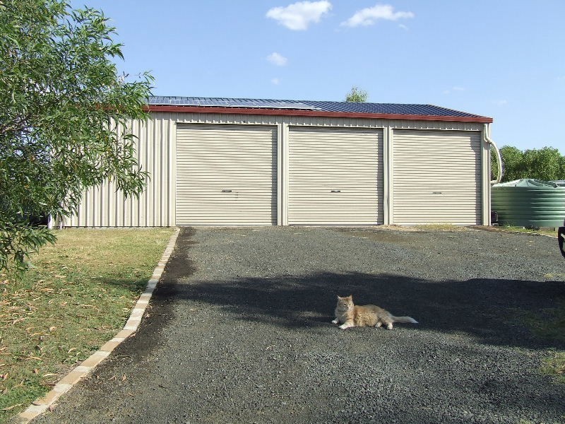 2 Moore Close, Hatton Vale QLD 4341