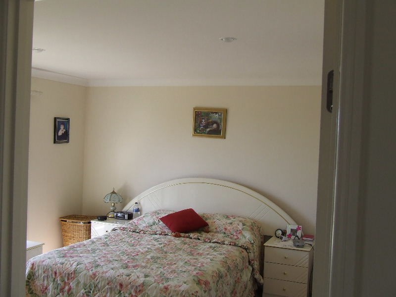 2 Moore Close, Hatton Vale QLD 4341