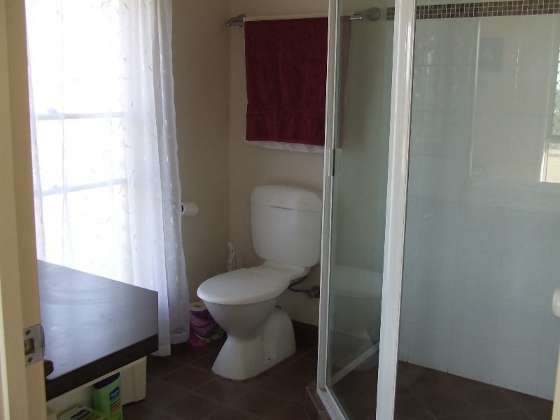 2 Moore Close, Hatton Vale QLD 4341