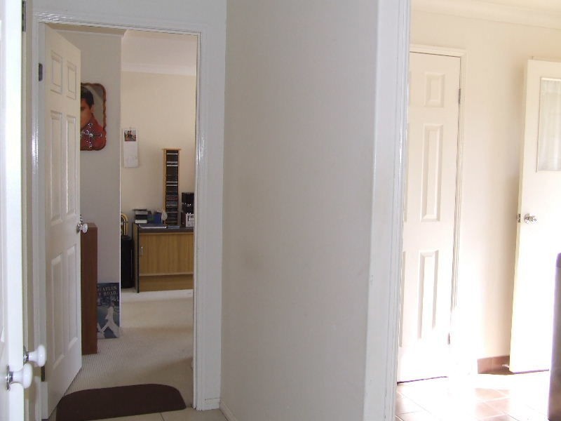 2 Moore Close, Hatton Vale QLD 4341