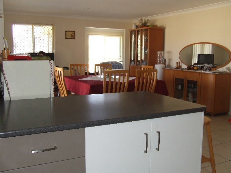 2 Moore Close, Hatton Vale QLD 4341