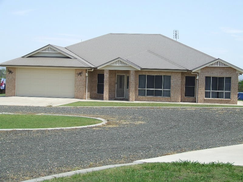 3 Benjamin Court, Regency Downs QLD 4341