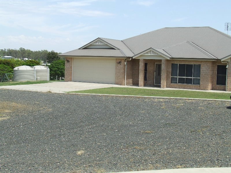 3 Benjamin Court, Regency Downs QLD 4341