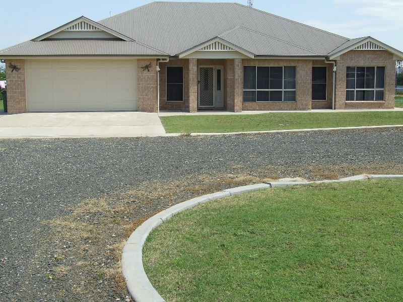 3 Benjamin Court, Regency Downs QLD 4341