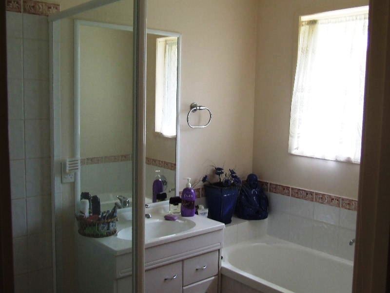 Glenore Grove QLD 4342
