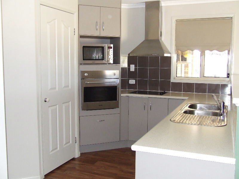 Kensington Grove QLD 4341