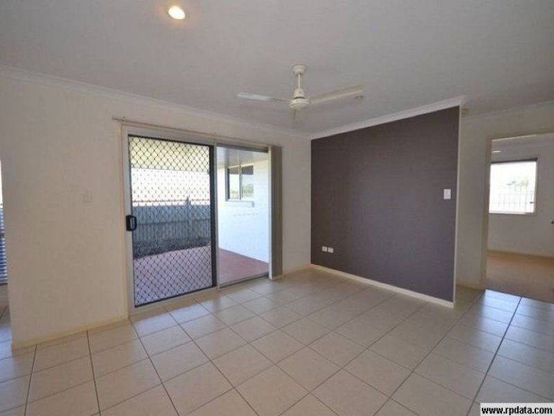 3 Warren Place, Bargara QLD 4670