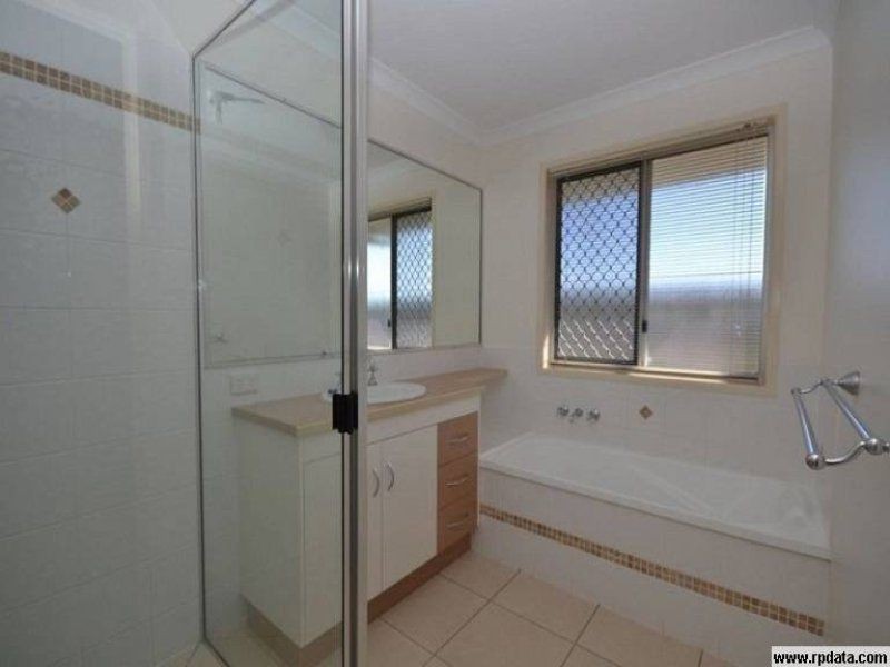 3 Warren Place, Bargara QLD 4670