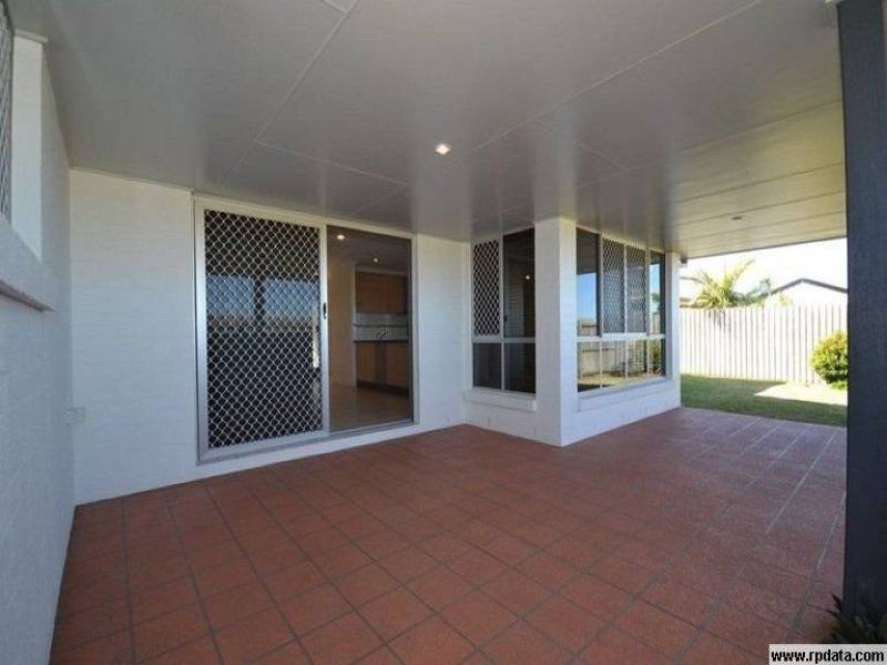 3 Warren Place, Bargara QLD 4670