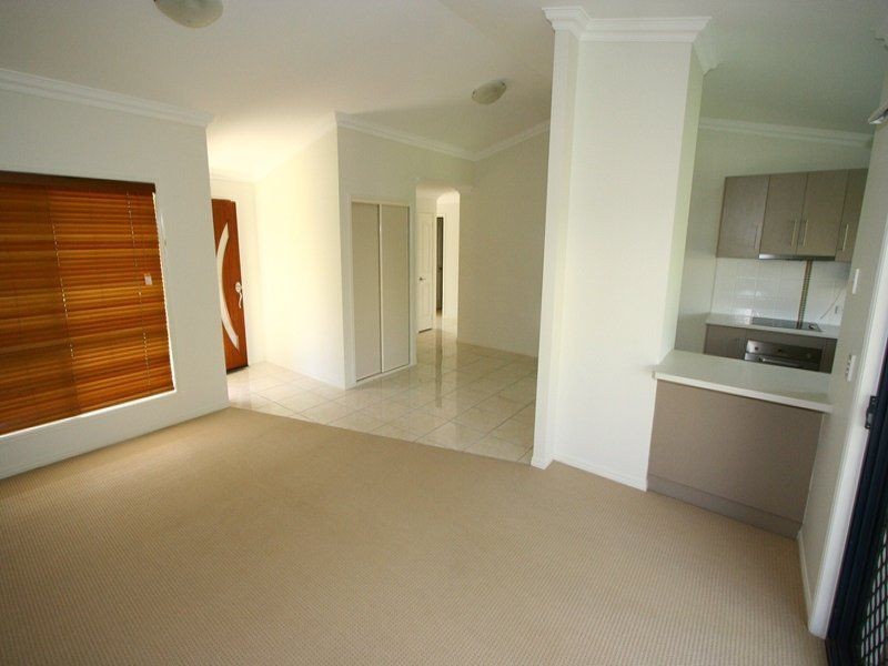 2/13 Jacques Court, Bargara QLD 4670