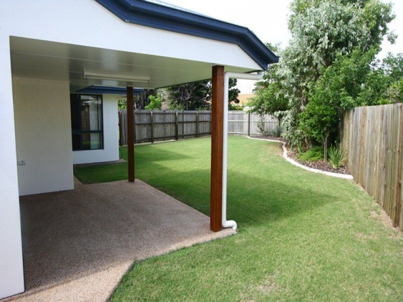 2/13 Jacques Court, Bargara QLD 4670
