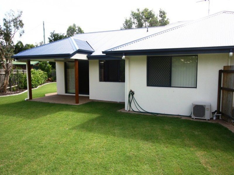 2/13 Jacques Court, Bargara QLD 4670
