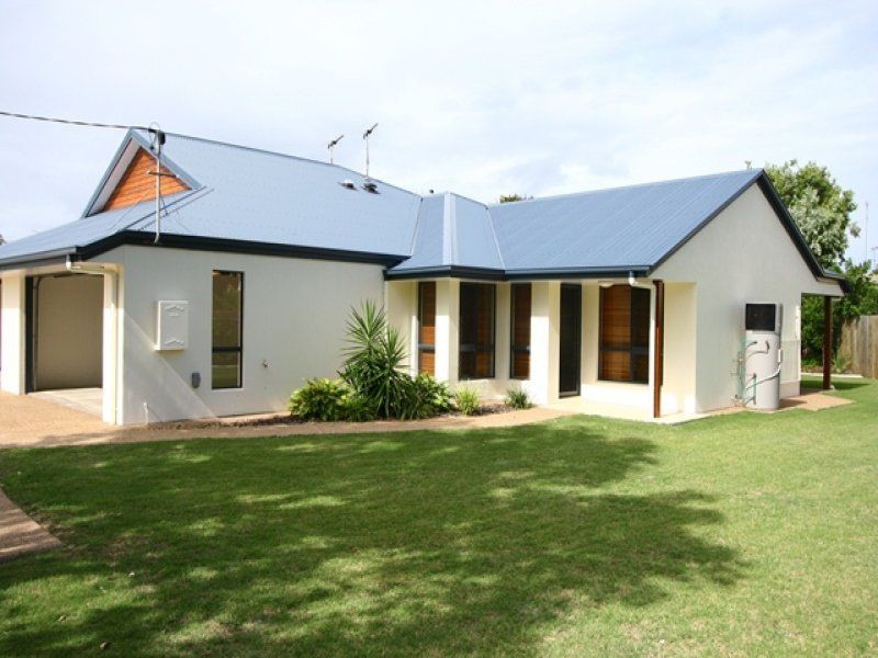 2/13 Jacques Court, Bargara QLD 4670