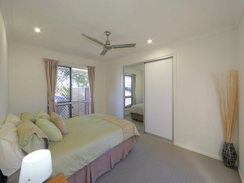 6 Ocean View Place, Elliott Heads QLD 4670