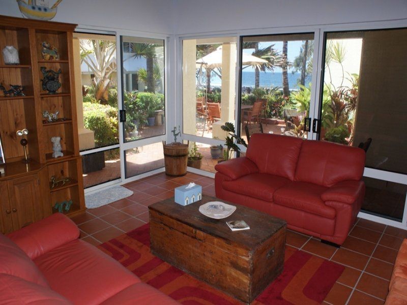 Villa 4/92-94 Miller Street, Bargara QLD 4670