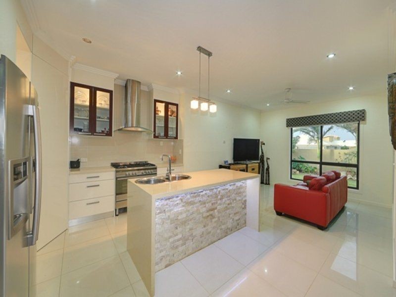 3 Chantilly Street, Bargara QLD 4670