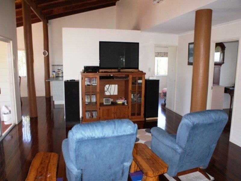 100 Hughes Road, Bargara QLD 4670