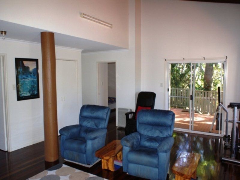 100 Hughes Road, Bargara QLD 4670
