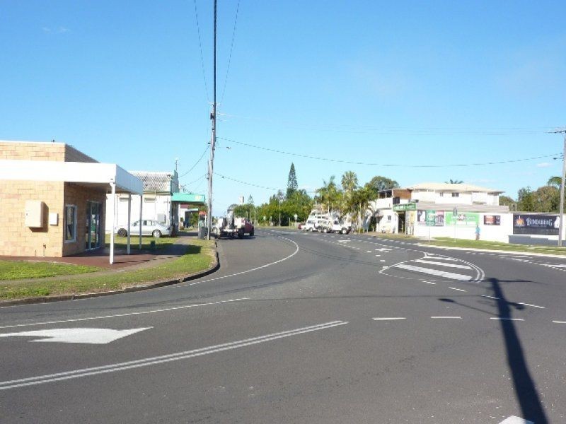 39 Zunker Street, Burnett Heads QLD 4670