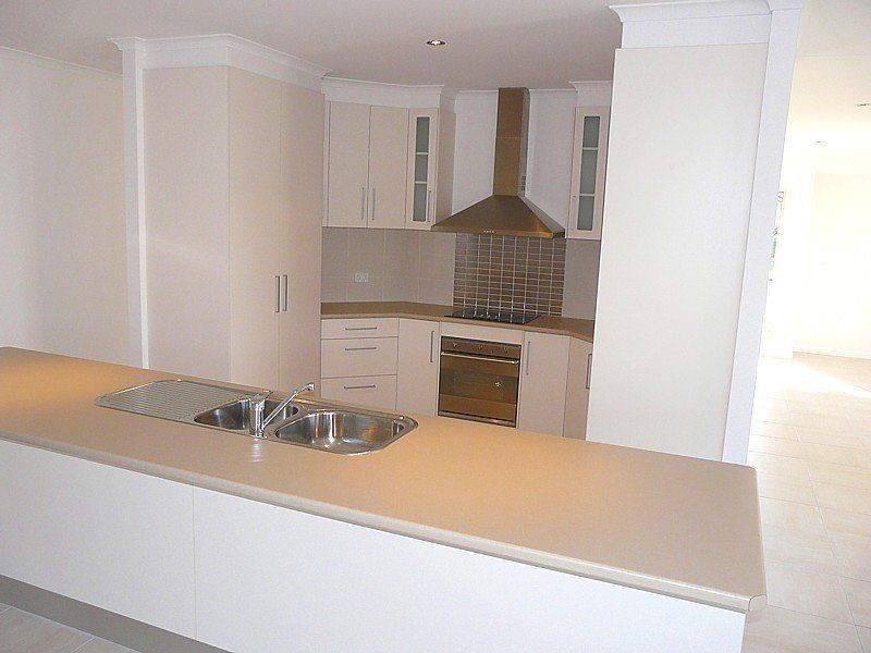 43 Grimwood Street, Bargara QLD 4670